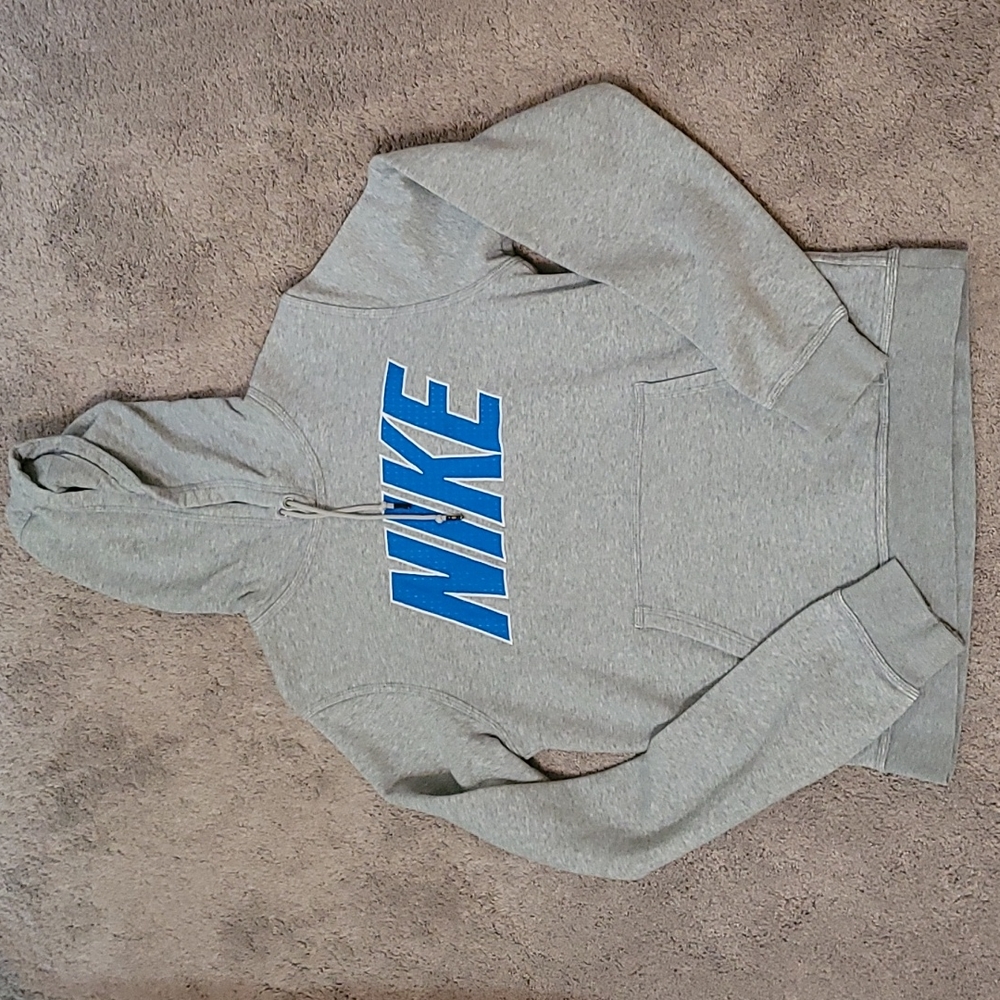 Nike Men's Small hoodie